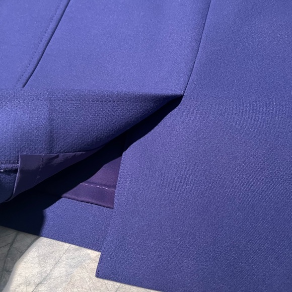 Halogen Women's Lined Pencil Skirt with Back Slit | Sz. 8P in Bright Blue - Picture 7 of 10